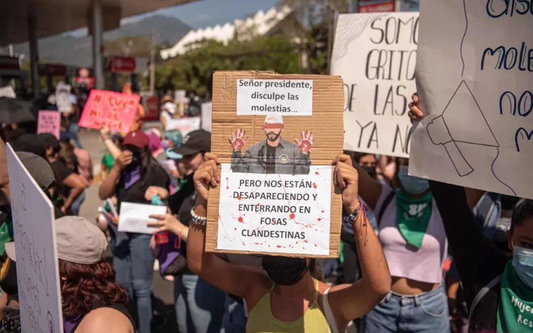 Women Are Not Safe in Bukele’s El Salvador — Las mujeres no están seguras en El Salvador de Bukele