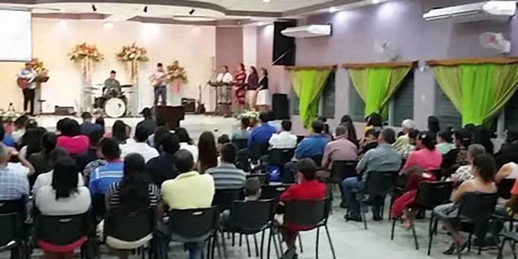 Evangelical churches ask Vice President Felix Ulloa to reconsider statements on pastors and gangs / Iglesias evangélicas piden al vicepresidente Félix Ulloa reconsiderar declaraciones sobre pastores y pandillas￼