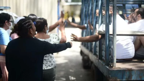 Amnesty International reaffirms inhumane conditions in Salvadoran prisons — Amnistía Internacional reafirma condiciones inhumanas en cárceles salvadoreñas