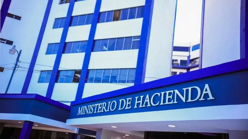 Government has reduced public spending due to a lack of access to financing sources — Gobierno ha disminuido el gasto público por falta de acceso a fuentes de financiamiento