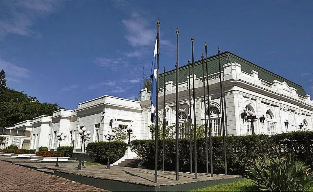 Presidency Establishes Secretariat for “Ethical, Moral, and Spiritual” Counseling — Crean secretaría para consejería “ética, moral y espiritual” de la Presidencia