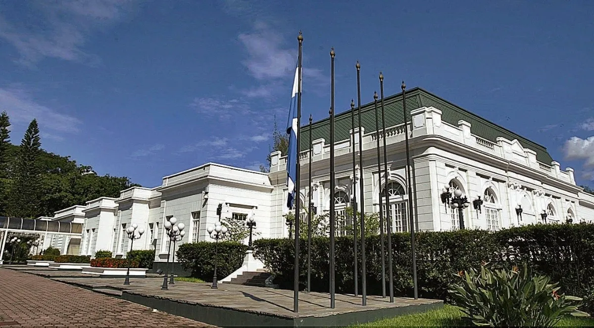 Ministries Lack Sworn Appointment Records for Their Heads — Ministerios sin registros de juramentación de sus titulares