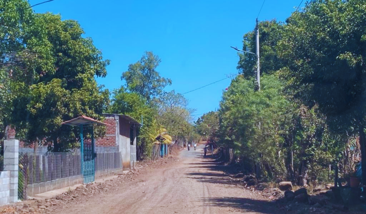 Poor peasant farmers and communities in El Salvador are being dispossessed of their lands with the complicity of the State — Denuncian despojo de tierras a comunidades pobres en complicidad con el Estado