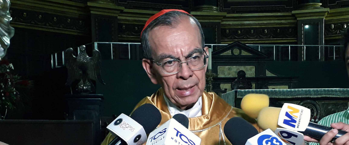 Salvadoran journalists are experiencing a “very difficult and painful” time: Cardinal Rosa Chávez — Los periodistas salvadoreños viven un momento “muy difícil y doloroso”: Cardenal Rosa Chávez