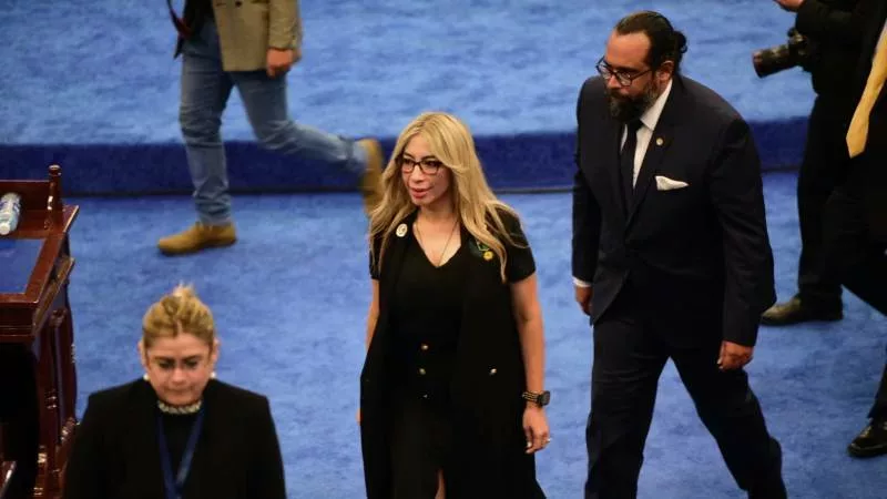 Roxana Soriano, former candidate of Nuevas Ideas, is elected president of the Court of Accounts — Roxana Soriano, exprecandidata de Nuevas Ideas, es electa presidenta de la Corte de Cuentas