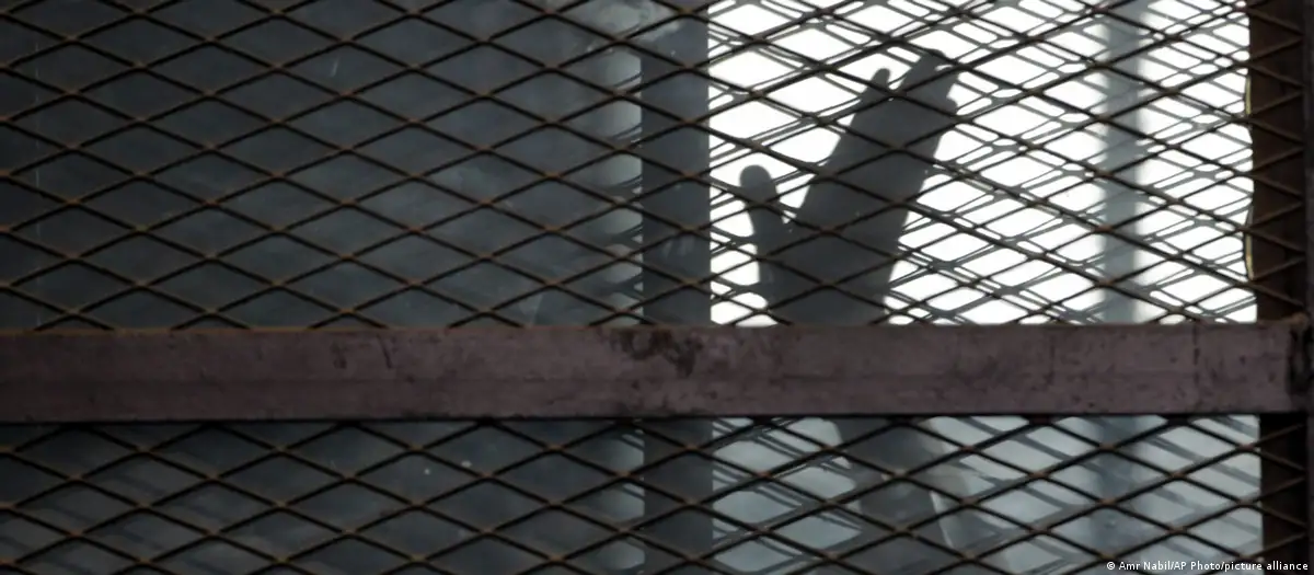 “One is a victim of the gangs and the government” in El Salvador — “Uno es víctima de las maras y del Gobierno” en El Salvador