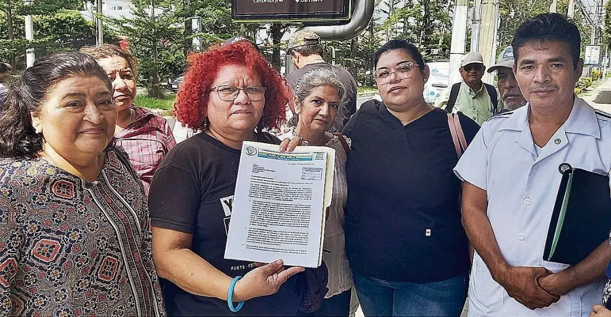 “They took me away for demanding my rights as a worker”: employee of the Ministry of Health− “Me quitaron por exigir mis derechos como trabajadora”: empleada del Ministerio de Salud