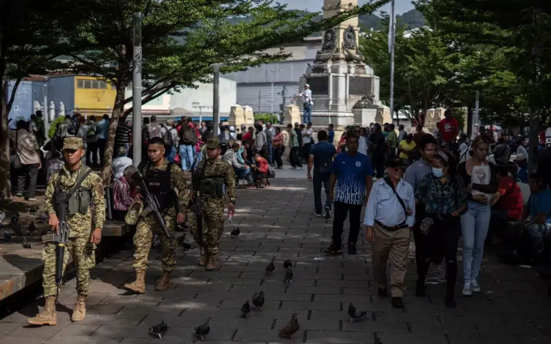 Bukele regime’s state of emergency as a tool to crush dissidents — El régimen de excepción de Bukele como instrumento para aplastar las disidencias 