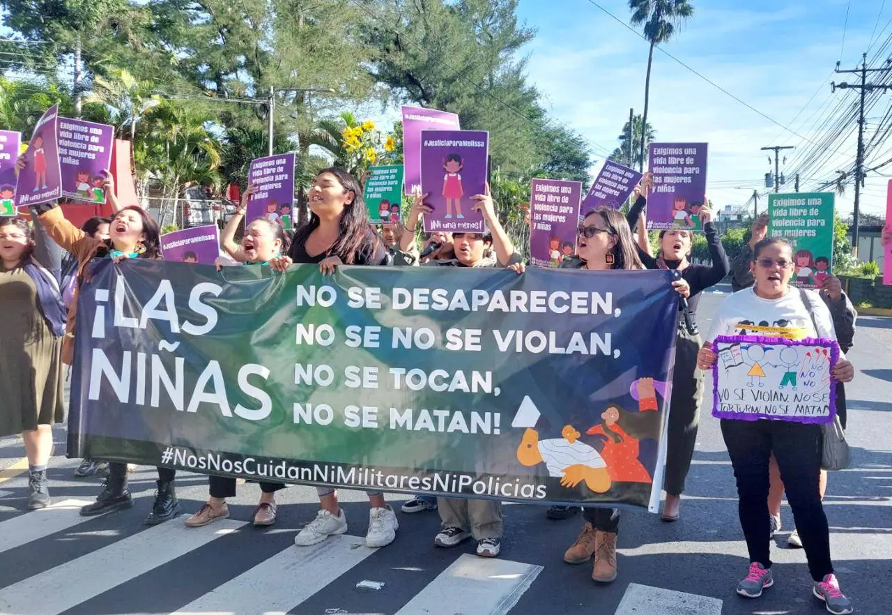 Demands for Army to Cease Sexual and Physical Violence Against Girls in State of Emergency — Exigen que militares cesen la violencia sexual y física contra las niñas en el régimen de excepción