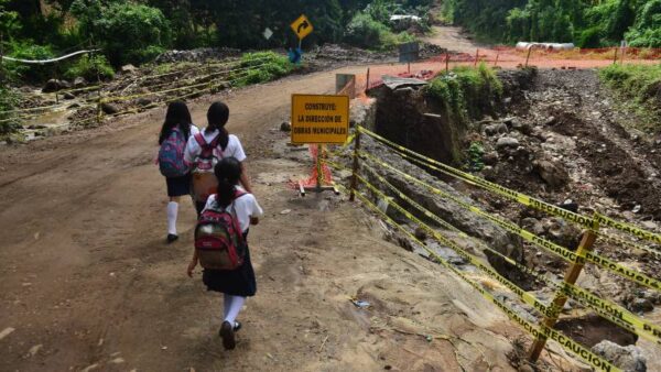 Ministry of Public Works Conceals More Project Information — MOPT pone en reserva más obras