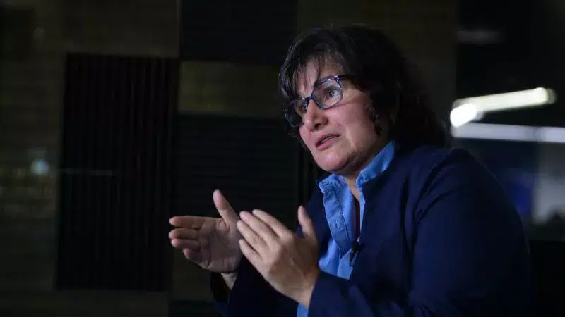 Celia Medrano: “Decisions cannot be made only thinking about votes” — Celia Medrano: “No puede tomarse decisiones únicamente pensando en votos”