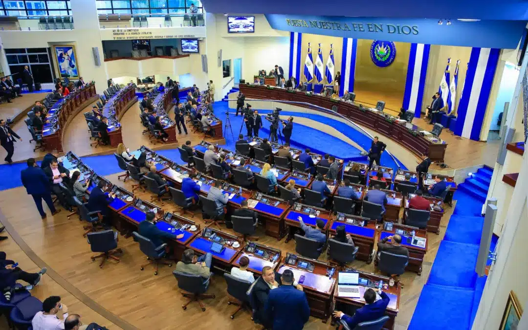 El Salvador is heading towards a oneparty system with only three