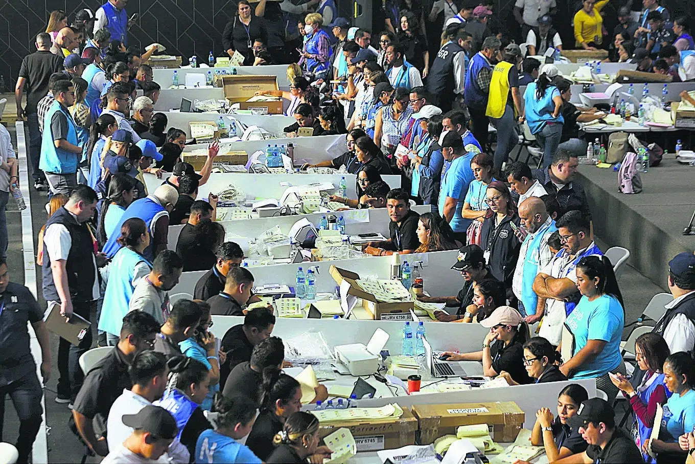 Supreme Electoral Tribunal hired Nuevas Ideas affiliates for vote counting — TSE contrató a afiliados de Nuevas Ideas para conteo de votos