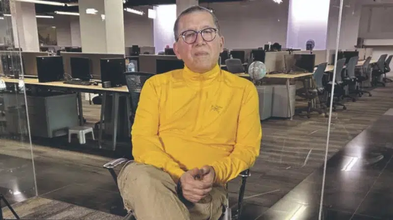 Leader of Salvadoran diaspora: “This is the great chaos, the great lie… not even the military did these things” — Dirigente de diáspora salvadoreña: “Este es el gran caos, la gran mentira… Ni los militares hacían estas cosas”