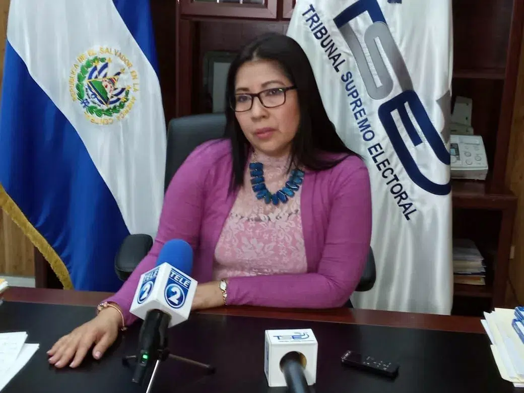TSE President lashes out at journalists for accusations in elections — Presidenta TSE arremete contra periodistas por señalamientos en comicios