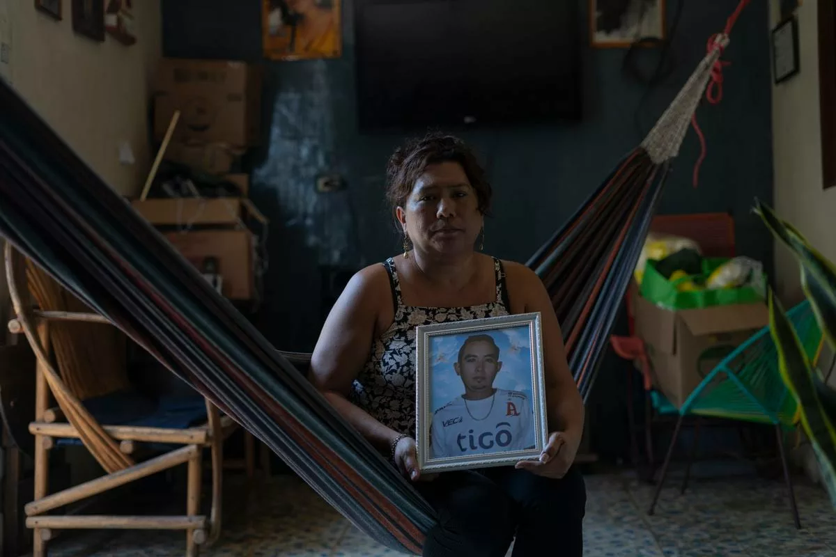 Roberto Alonso’s Death by Starvation inside a Salvadoran Prison — La muerte por hambre de Roberto Alonso dentro de una cárcel de El Salvador