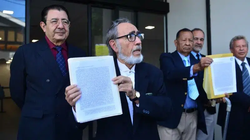 Judge annuls arrest warrant against Rubén Zamora and former president Alfredo Cristiani — Jueza anula orden de captura contra Rubén Zamora y el expresidente Alfredo Cristiani