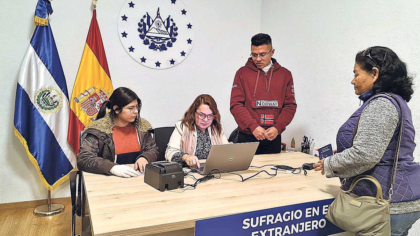 Observers Detect Breach of VEX Secrecy in Spain — Observadores detectan vulneración de secretividad del VEX en España