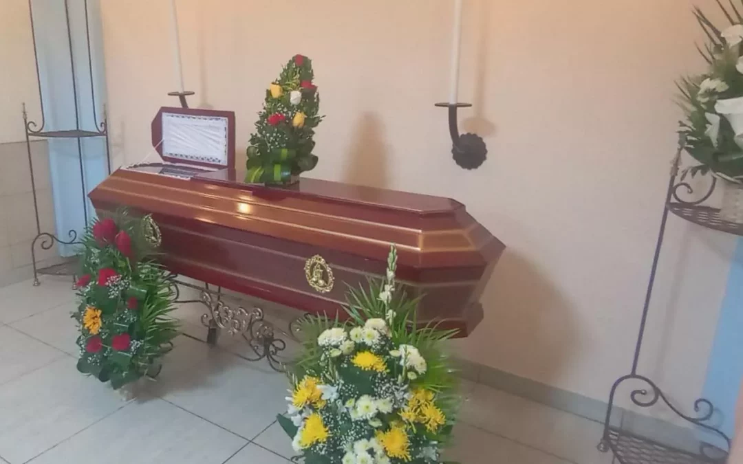 “We were handed a skeleton, almost mummified,” says wife of deceased prisoner under state of emergency — “Nos entregaron un esqueleto, casi disecado”, dice esposa de privado de libertad fallecido en régimen de excepción