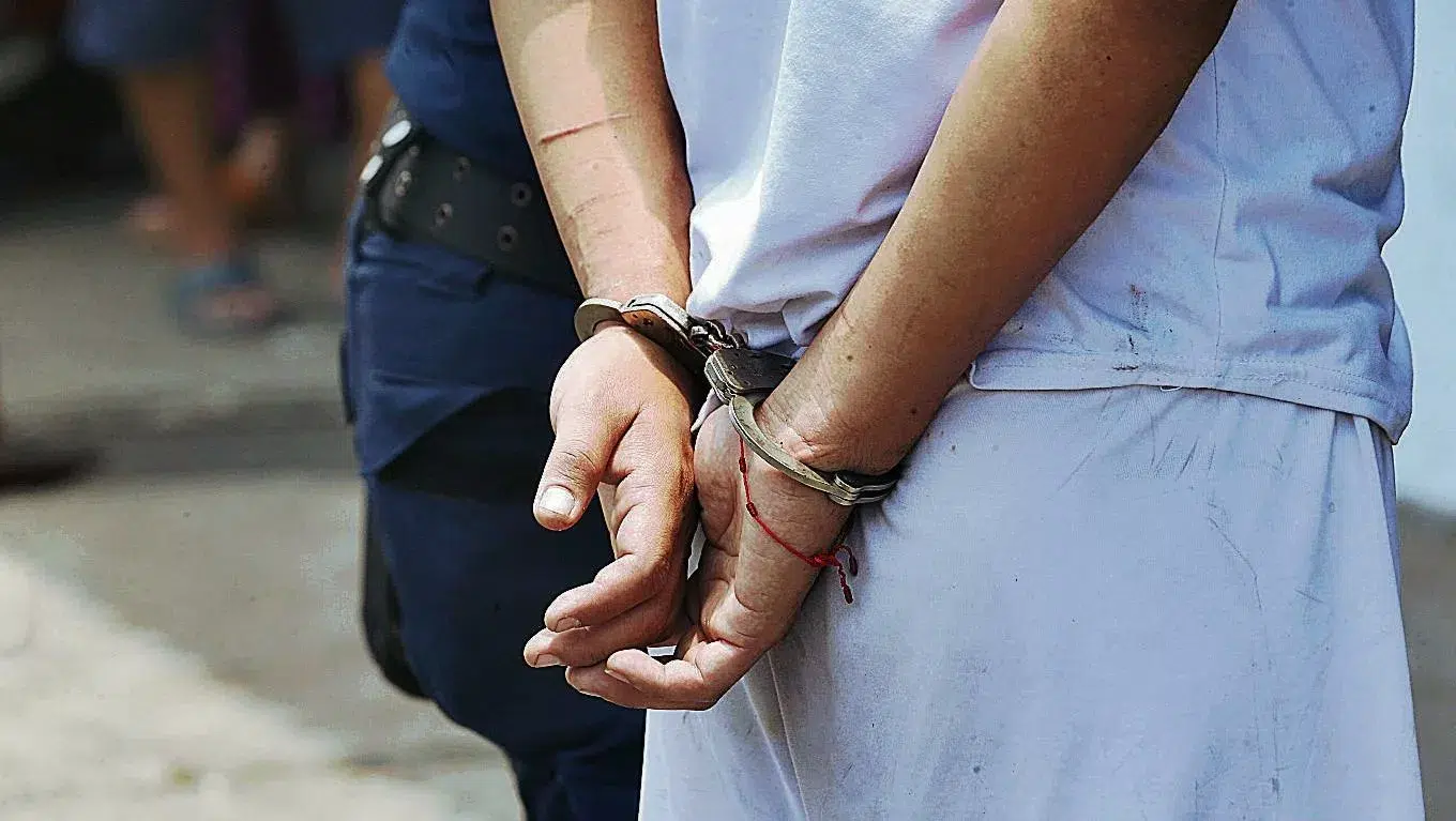 Hearings for those arrested under the state of emergency may not begin until January 2026 —  Audiencias contra capturados en régimen de excepción iniciarían hasta enero de 2026