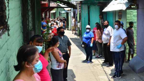 Human Development Stagnates in El Salvador, According to UNDP — Desarrollo humano se estanca en El Salvador, según el PNUD