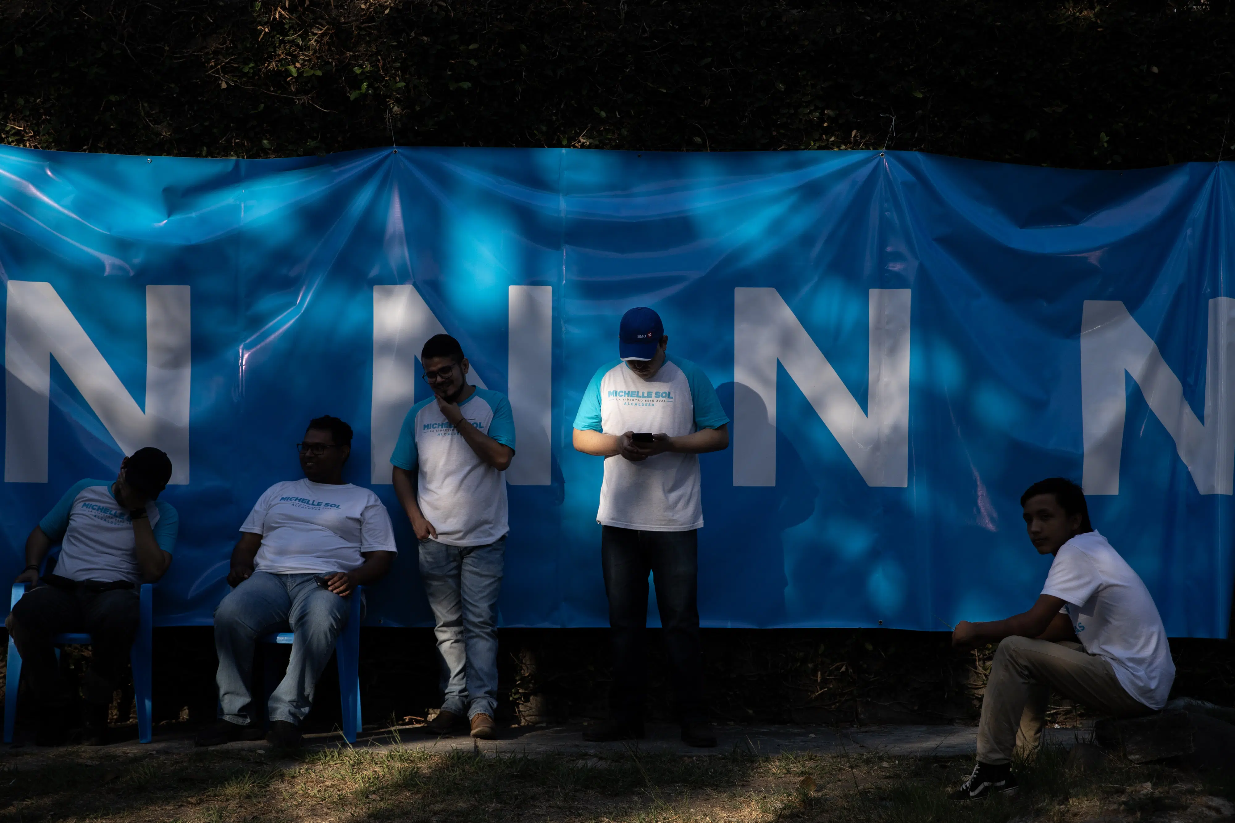 Municipal elections put a damper on Bukele’s dominance — Las elecciones municipales matizan la hegemonía del bukelismo
