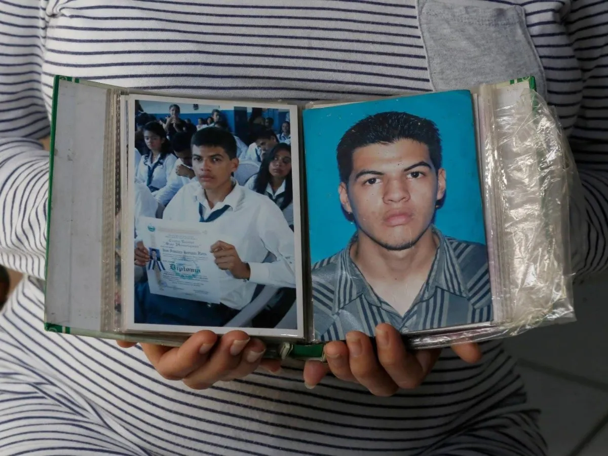 The regime also took away a young artist in Ilobasco— El régimen también se llevó a un joven artista en Ilobasco