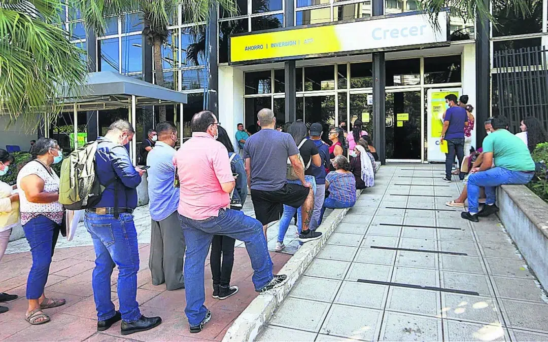 “Delay in Pension Study Signals Trouble”: Economist Carlos Acevedo — “Retraso en estudio de pensiones es una señal negativa”: economista Carlos Acevedo