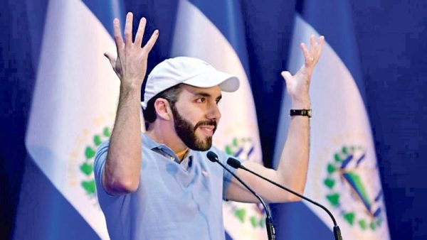 Barclays: El Salvador Government has made its debt “steeper” — Barclays: Gobierno de El Salvador ha puesto “más empinada” la cuesta de su deuda