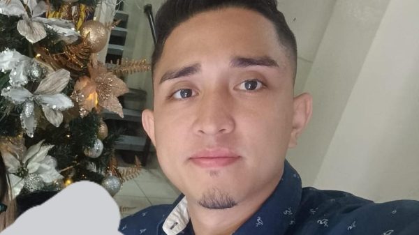 Psychological Torture Alleged Against Young Man Detained Under State of Exception — Denuncian tortura psicológica contra joven capturado en régimen de excepción