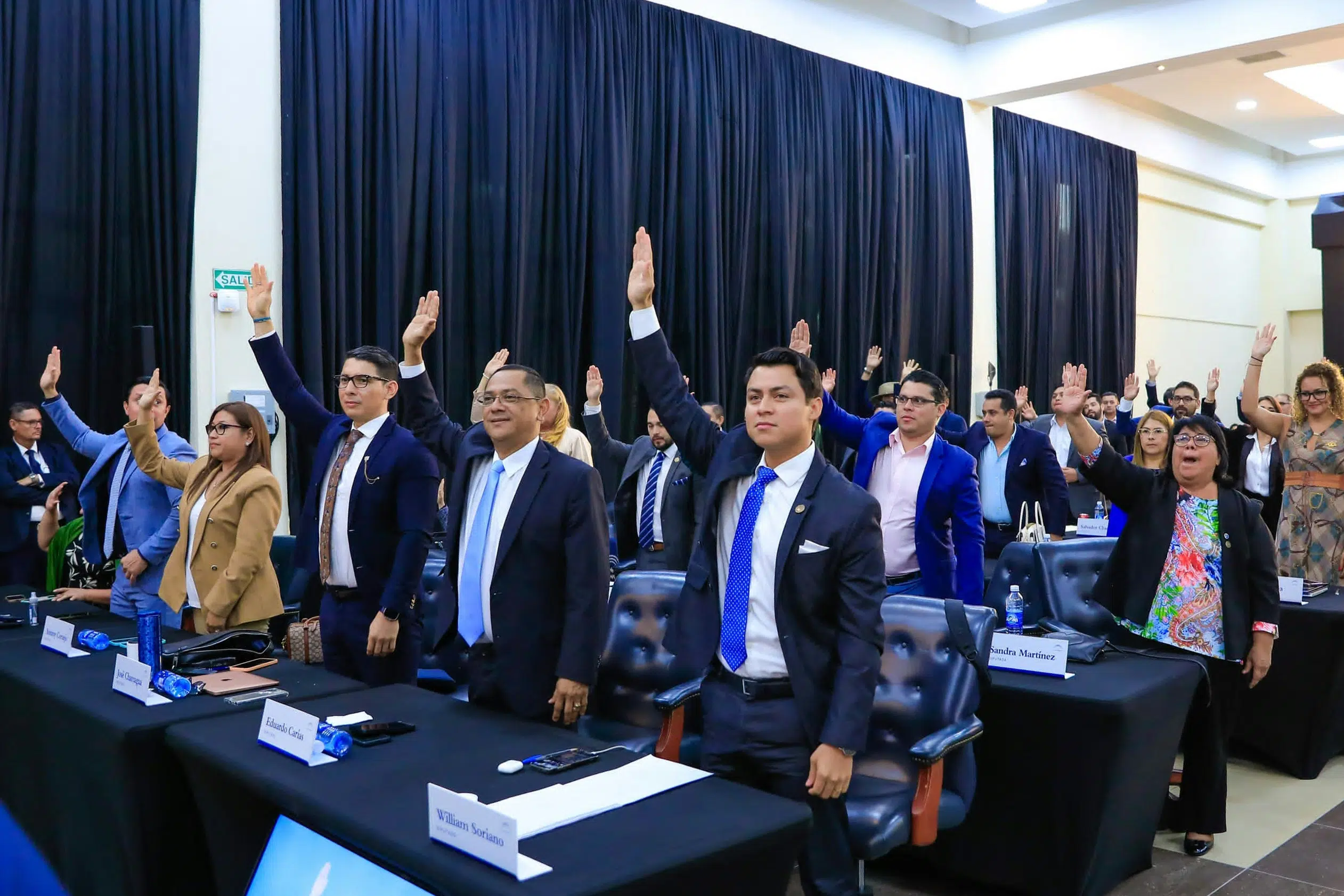 Article on Constitution reform is unamendable clause, according to specialists — Artículo sobre reforma a la Constitución es cláusula pétrea, según especialistas