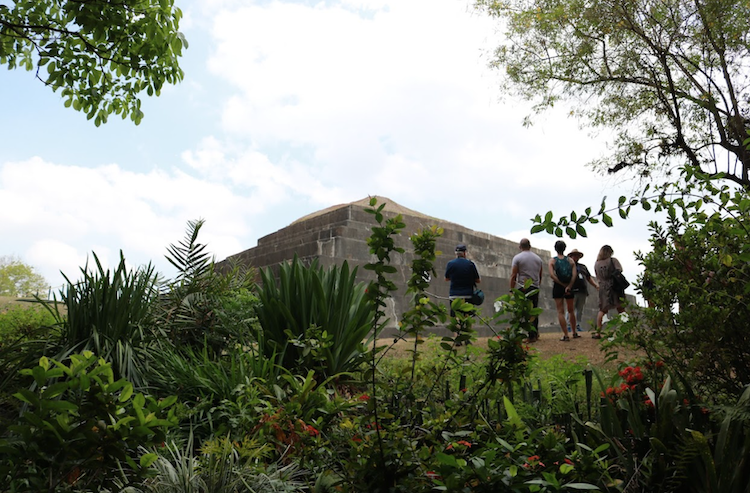How much has tourism grown in El Salvador? — ¿Cuánto ha crecido el turismo en El Salvador? aquí te lo contamos
