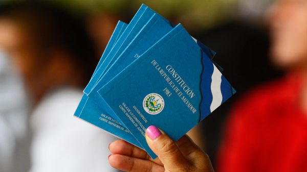 El Salvador: “A la carte” Constitution Could Deepen Human Rights Crisis in the Coming Years — El Salvador: Constitución “a la carta” podría profundizar la crisis de derechos humanos en los próximos años 