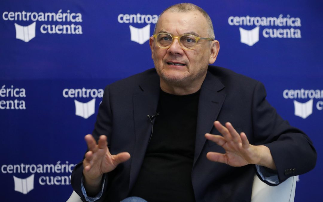 In El Salvador “levels of violence only recycle,” according to Salvadoran writer Horacio Castellanos — En El Salvador “los niveles de violencia solo se reciclan”, según escritor salvadoreño Horacio Castellanos