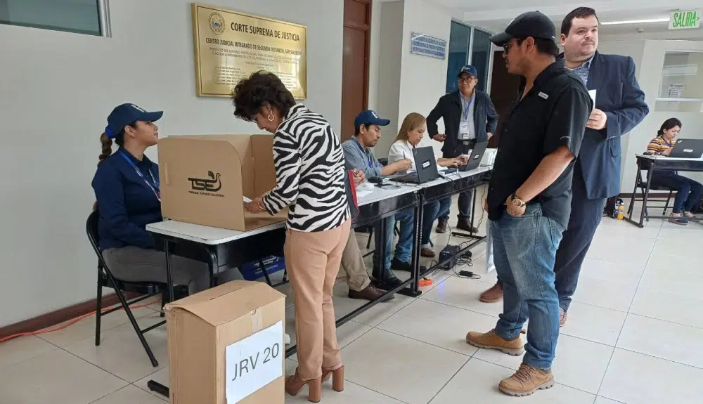 9.7% of Registered Lawyers Vote in Salvadoran Supreme Court Justices Candidates Election — Un 9.7 % de los abogados empadronados votó en las elecciones de candidatos a magistrados de la CSJ