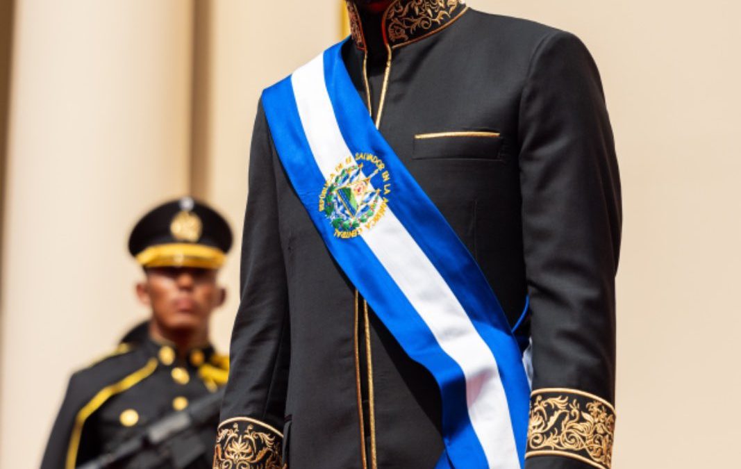 “We swear never to listen to the enemies of the people”: Full speech of Nayib Bukele as de facto president — “Juramos nunca escuchar a los enemigos del pueblo”: Discurso completo de Nayib Bukele como presidente de facto