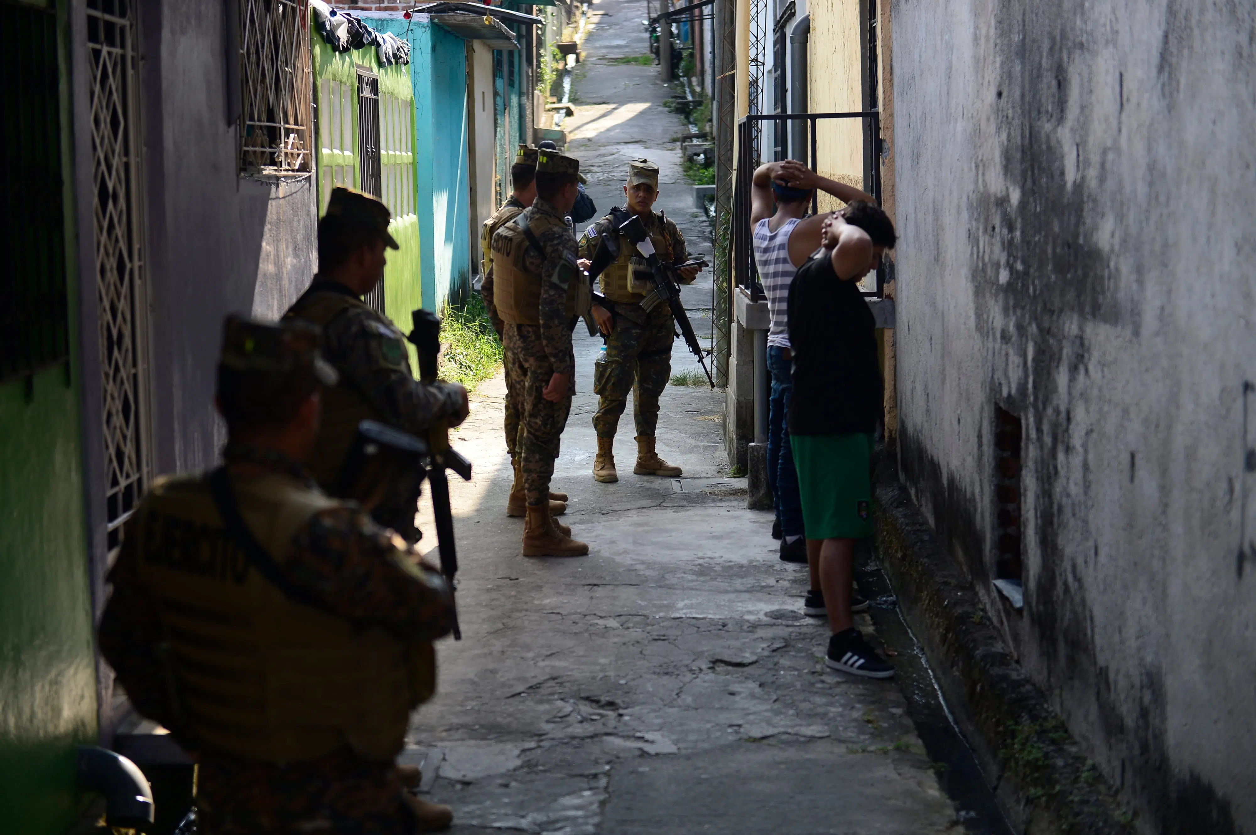 At least 176 Children Left Orphaned After Their Parents Died While Detained During State of Exception in El Salvador, Says NGO Cristosal — Al menos 176 menores en la orfandad tras muerte de sus padres detenidos durante el régimen de excepción en El Salvador, dice la ONG Cristosal
