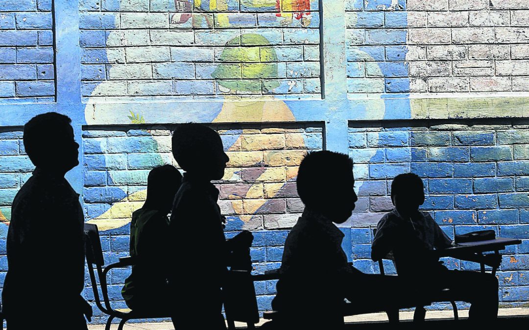 Regime triggers school dropout and anxiety in children and adolescents — Régimen provoca deserción escolar y ansiedad en niños, niñas y adolescentes