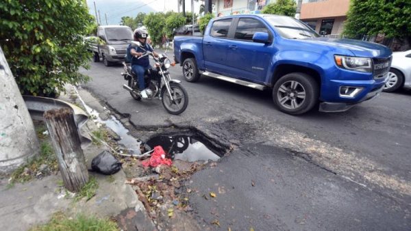Municipalities Fail to Address Community Demands Due to Lack of Resources: Former Olocuilta Mayor — Alcaldías sin dar respuesta a demandas de población por falta de recursos: ex edil de Olocuilta
