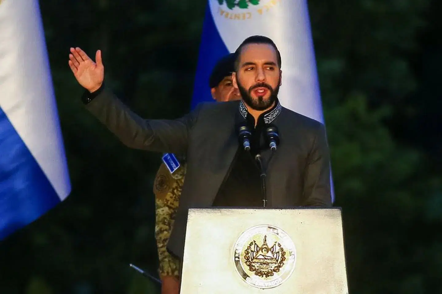 Salvadoran Journalists Association Condemns Rising Digital Violence Against Journalists — La Asociación de Periodistas de El Salvador denunció el incremento de la violencia digital contra los comunicadores