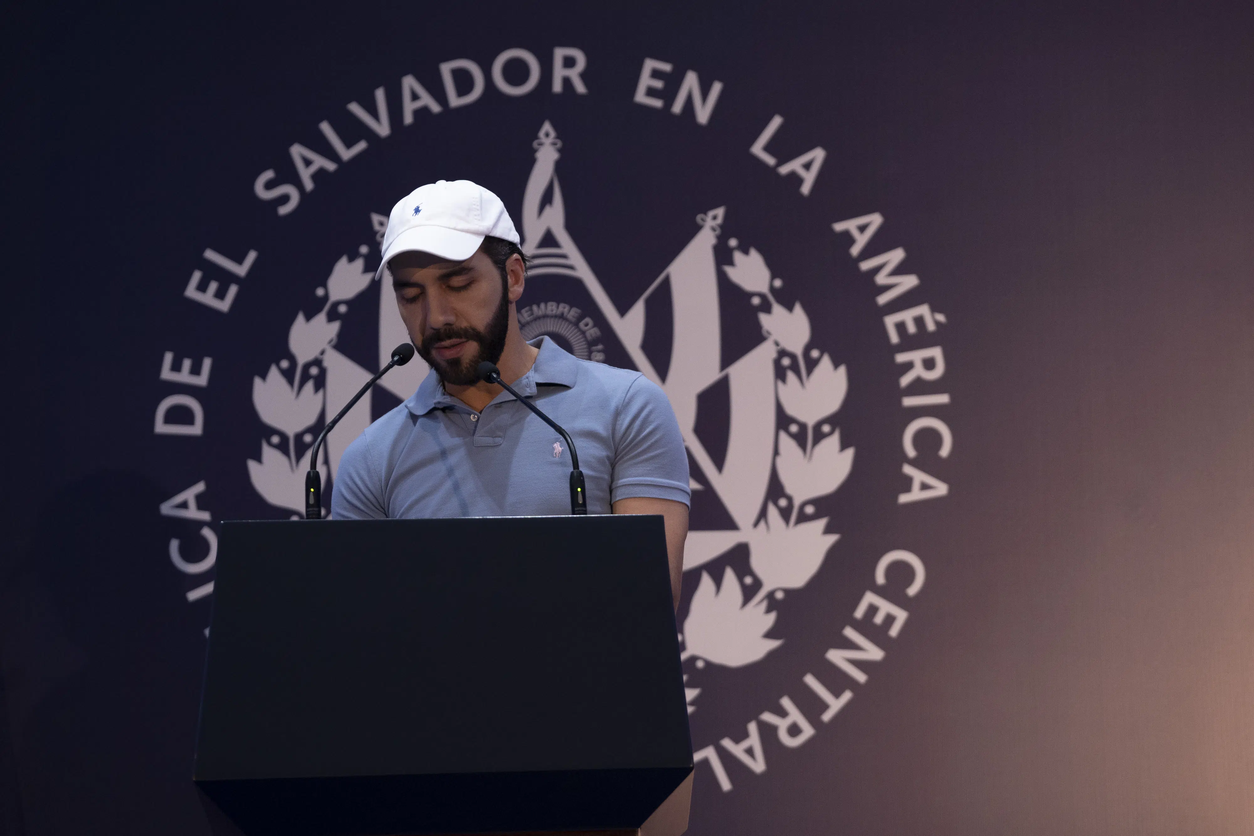 IMF Urges El Salvador to Cut Spending and Debt to Secure $1.3 Billion Agreement — FMI insiste en que El Salvador reduzca gasto y endeudamiento para lograr acuerdo por $1,300 millones