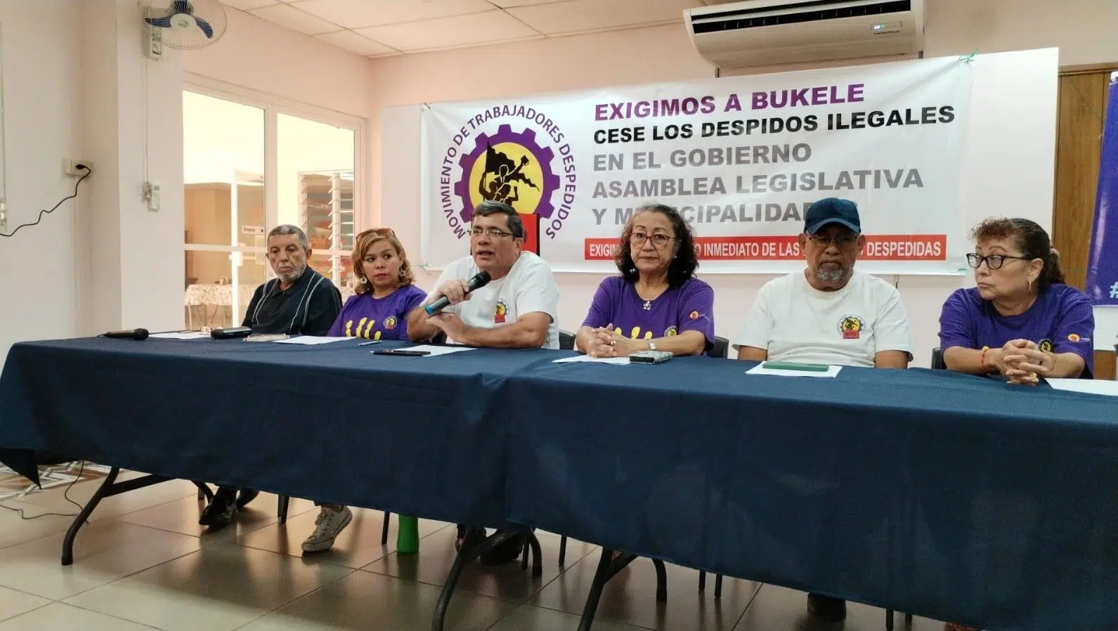 22,250 Public Sector Employees Dismissed Since 2019, Says Dismissed Workers Movement — 22,250 empleados de sector público han sido despedidos desde 2019, según el MTD
