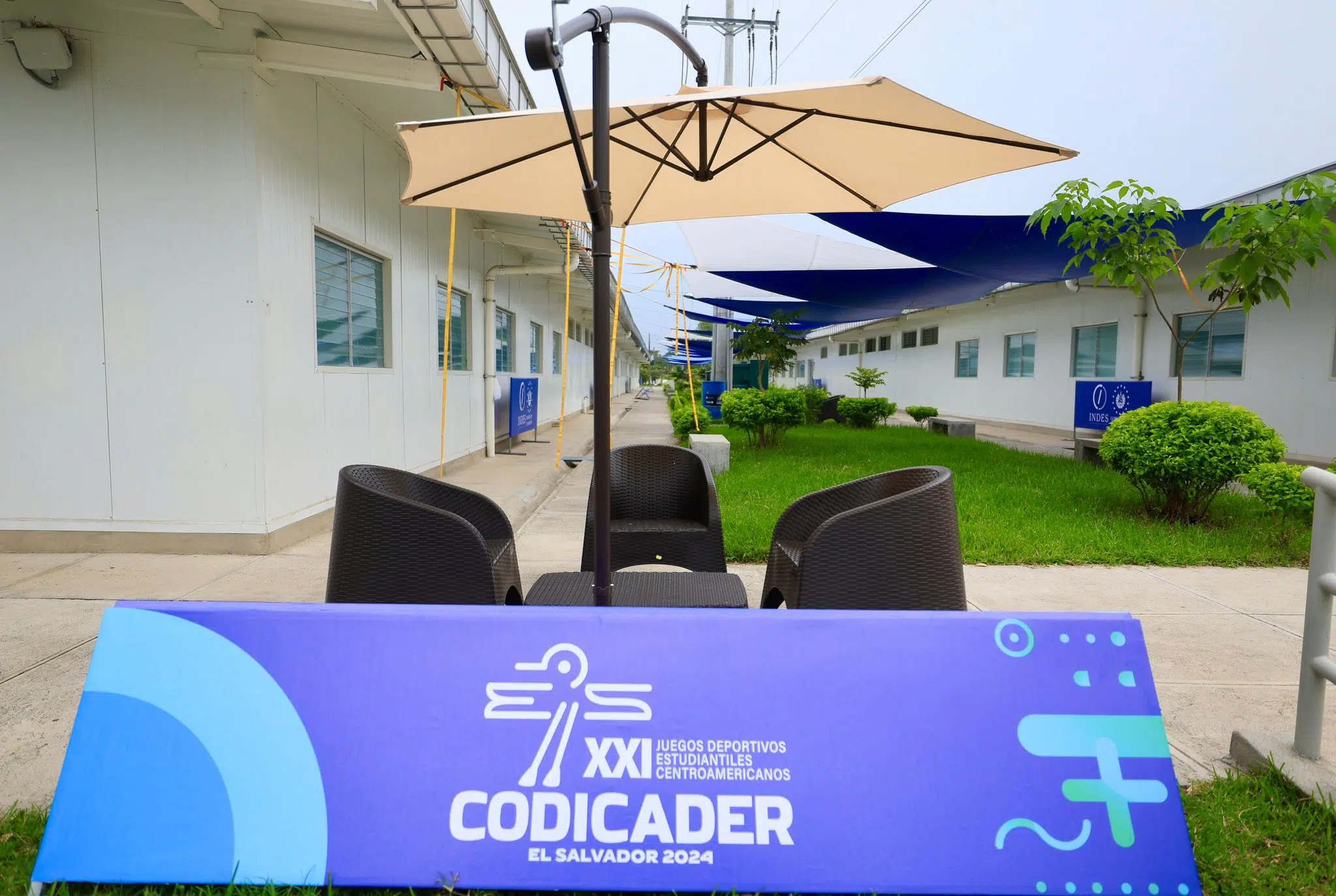 University Community Rejects the Use of University of El Salvador Buildings for Non-Educational Events — Comunidad universitaria rechaza ceder edificios de UES para eventos no educativos
