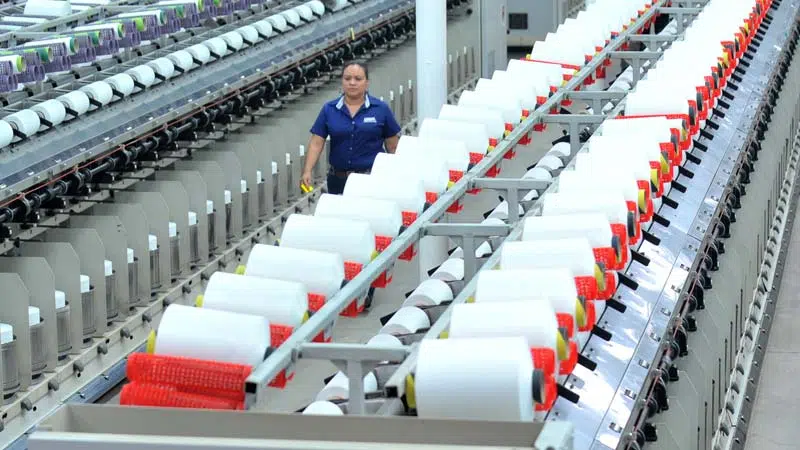 Unemployment in Manufacturing Industry Increased by 77% in 2023 — Desempleo en la industria aumentó el 77% en 2023