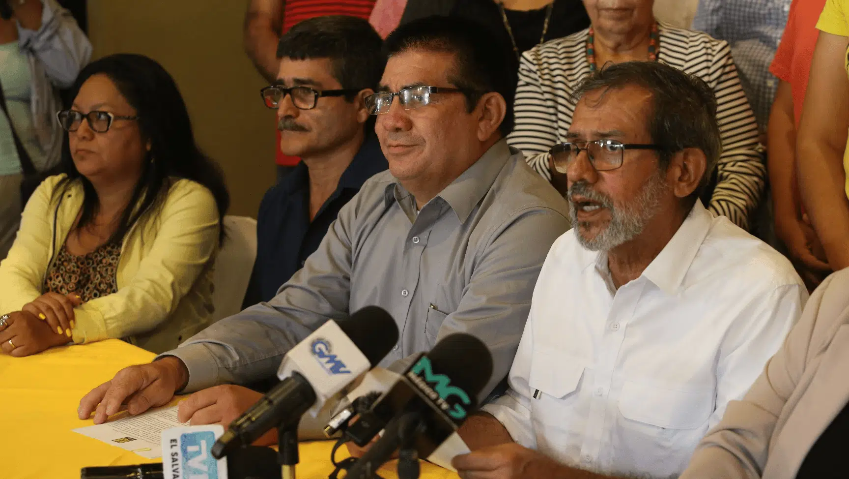Environmental Leaders Confirm Abuses in Salvadoran Prisons — Líderes ambientalistas confirman abusos en prisiones salvadoreñas