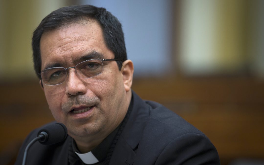 Church: Archbishop of El Salvador Opposes Reelection — Iglesia: Arzobispo de El Salvador contra la reelección