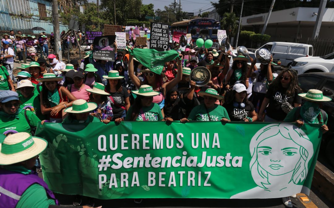 International Condemnation of El Salvador for Denying Abortion to a Woman — Condena internacional a El Salvador por negar el aborto a una mujer