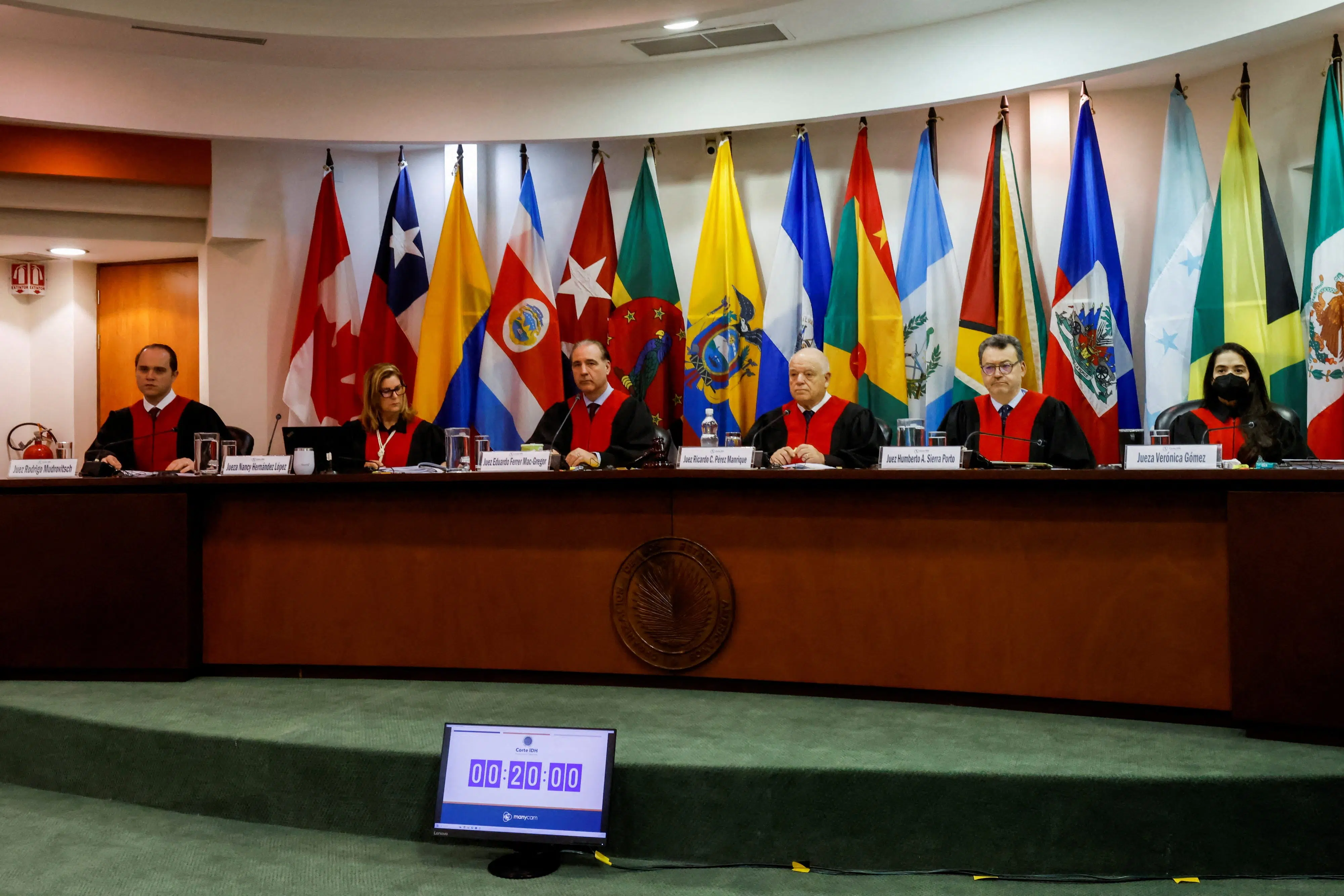 El Salvador violated woman’s rights in high-risk pregnancy case, court rules — El Salvador violó los derechos de una mujer en un caso de embarazo de alto riesgo, dictamina un tribunal