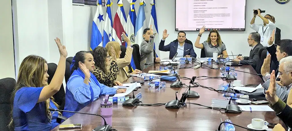 El Salvador’s Legislative Assembly ratifies treaty with Cuba — Asamblea Legislativa de El Salvador ratifica tratado con Cuba