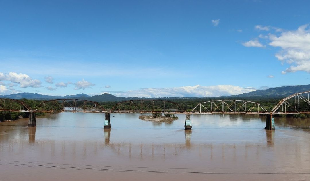 El Salvador could breach environmental agreements by allowing mining — El Salvador podría incumplir acuerdos ambientales al permitir minería